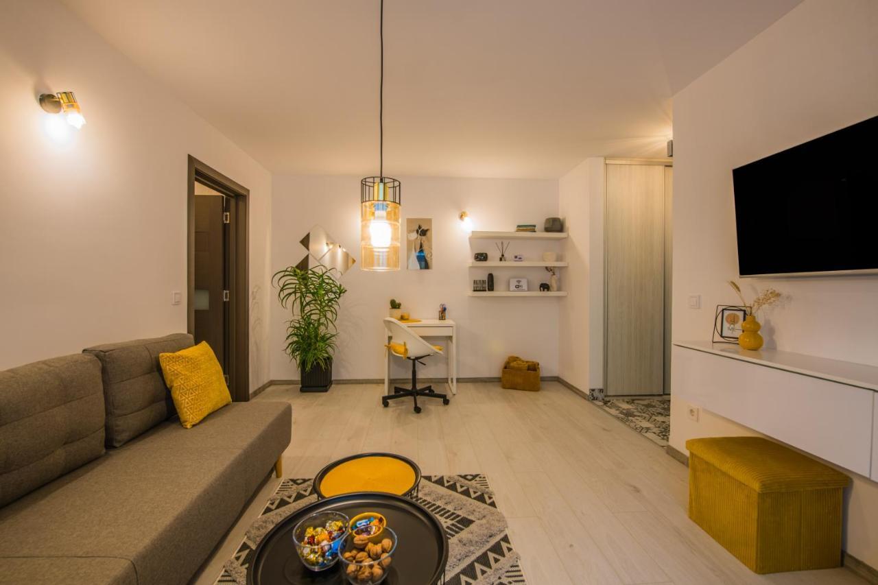 Kitty Sunflower Apartment Алба Юлия Екстериор снимка