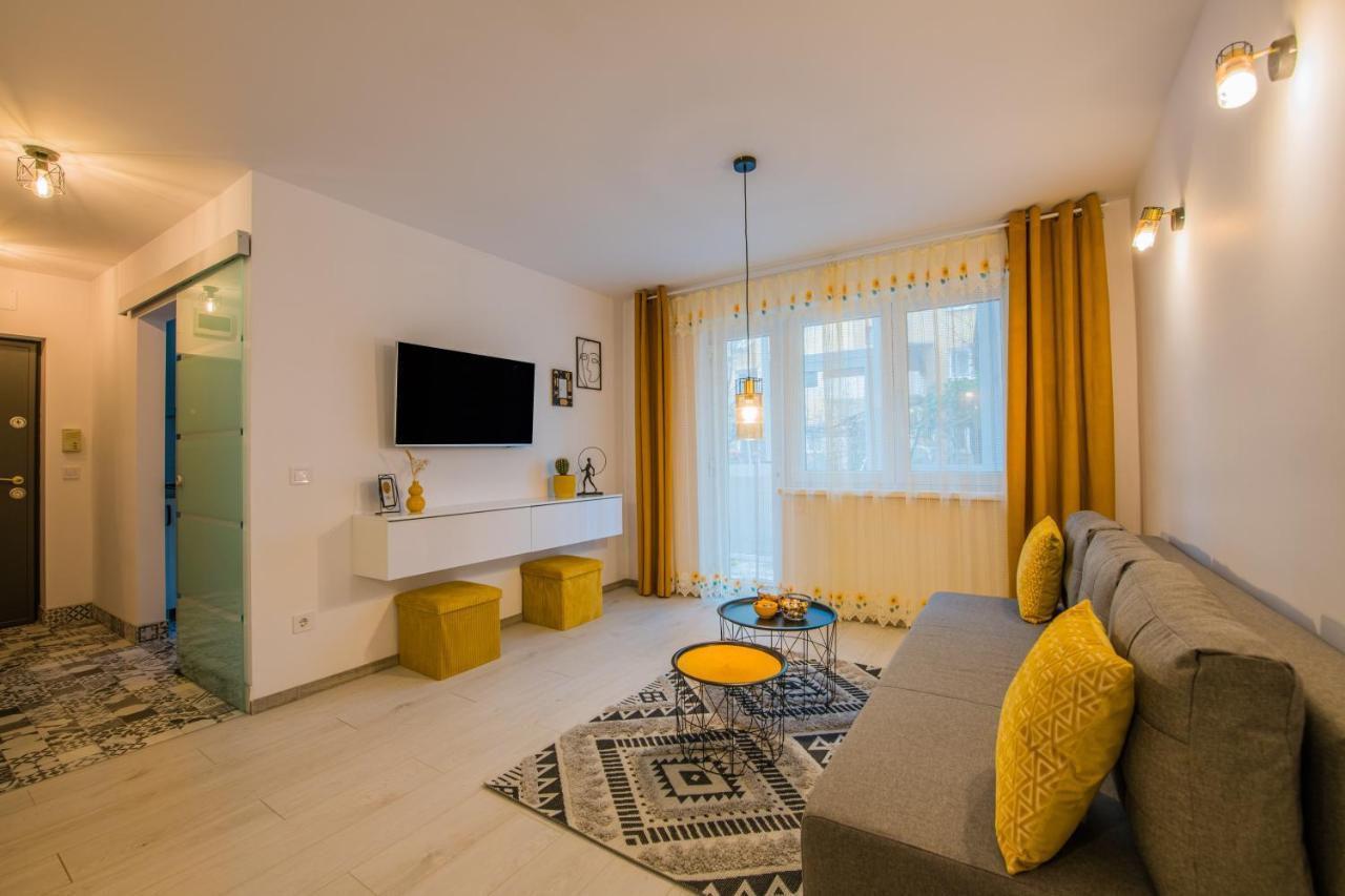 Kitty Sunflower Apartment Алба Юлия Екстериор снимка