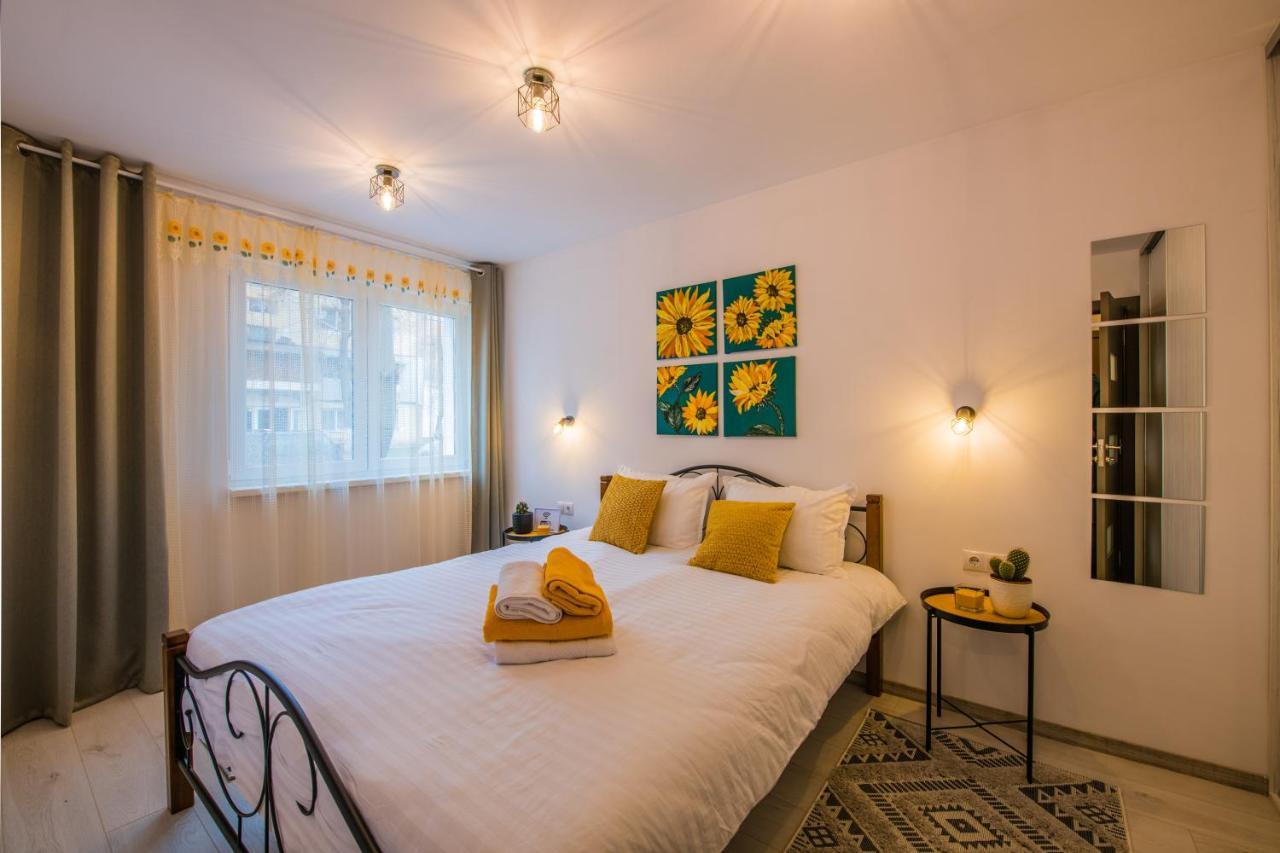 Kitty Sunflower Apartment Алба Юлия Екстериор снимка